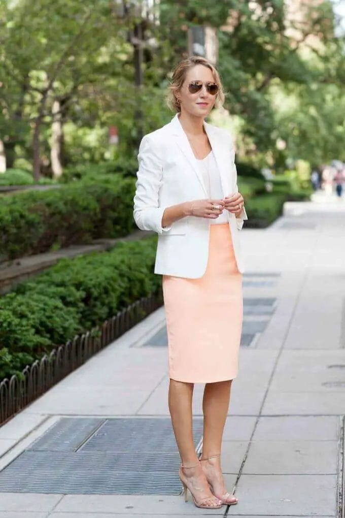 A nice long skirt and a cotton top may do the trick, or a pencil skirt and a blouse, or a lace skirt and a blazer. After this post, you will have so many womenâ€™s skirt and blouse set ideas.