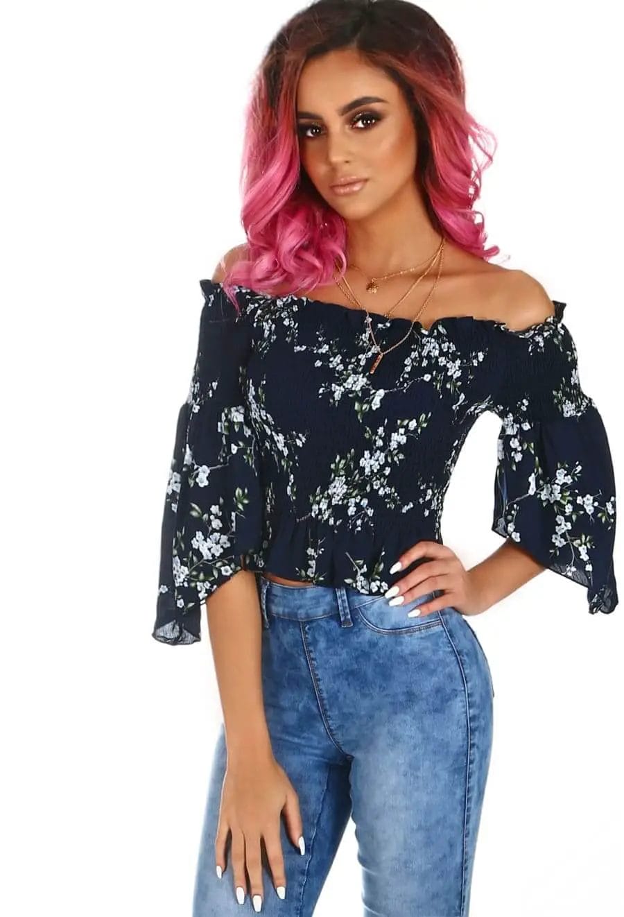 We have got them in flowery prints, the all-time favorite and classy black, straps, no straps, sexy and casual alike, so you will probably find some womens bardot top pictures that will have you picturing how they would look like on you!
