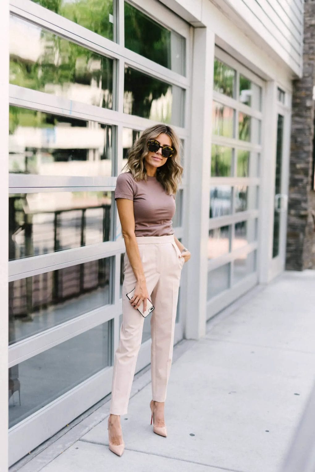 Because women look great in pants, here are some interesting designs and outfits with pants for women.