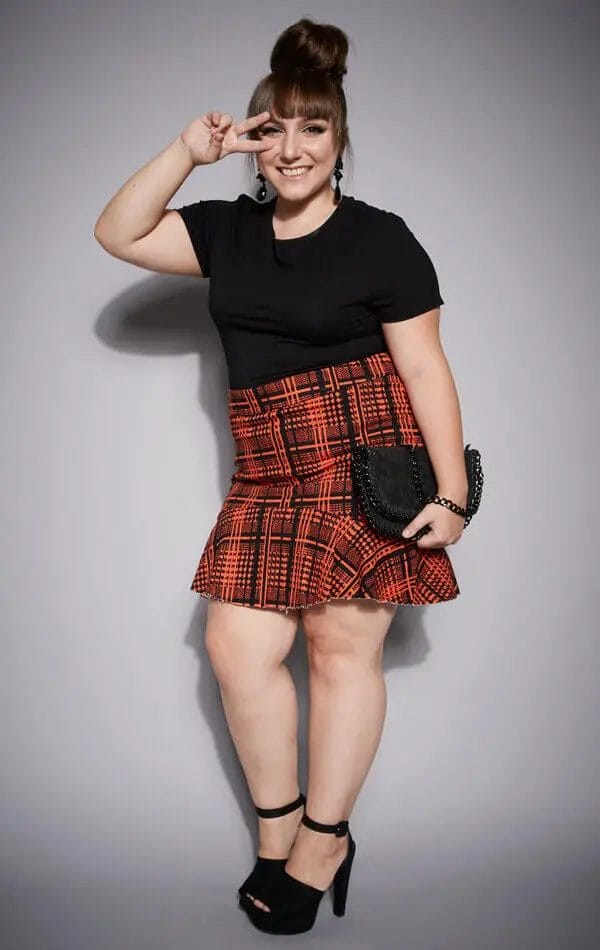 If you look in the right places, you will end up with great plus size complete outfits for everyday wear. We gathered some of the best plus size complete outfits one can find.