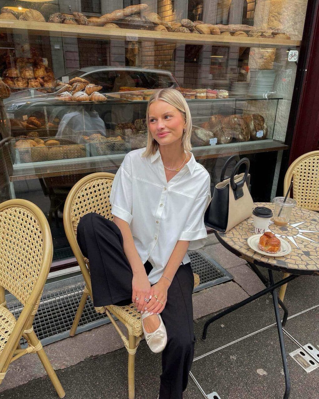 Chin-length sleek minimalist straight cut