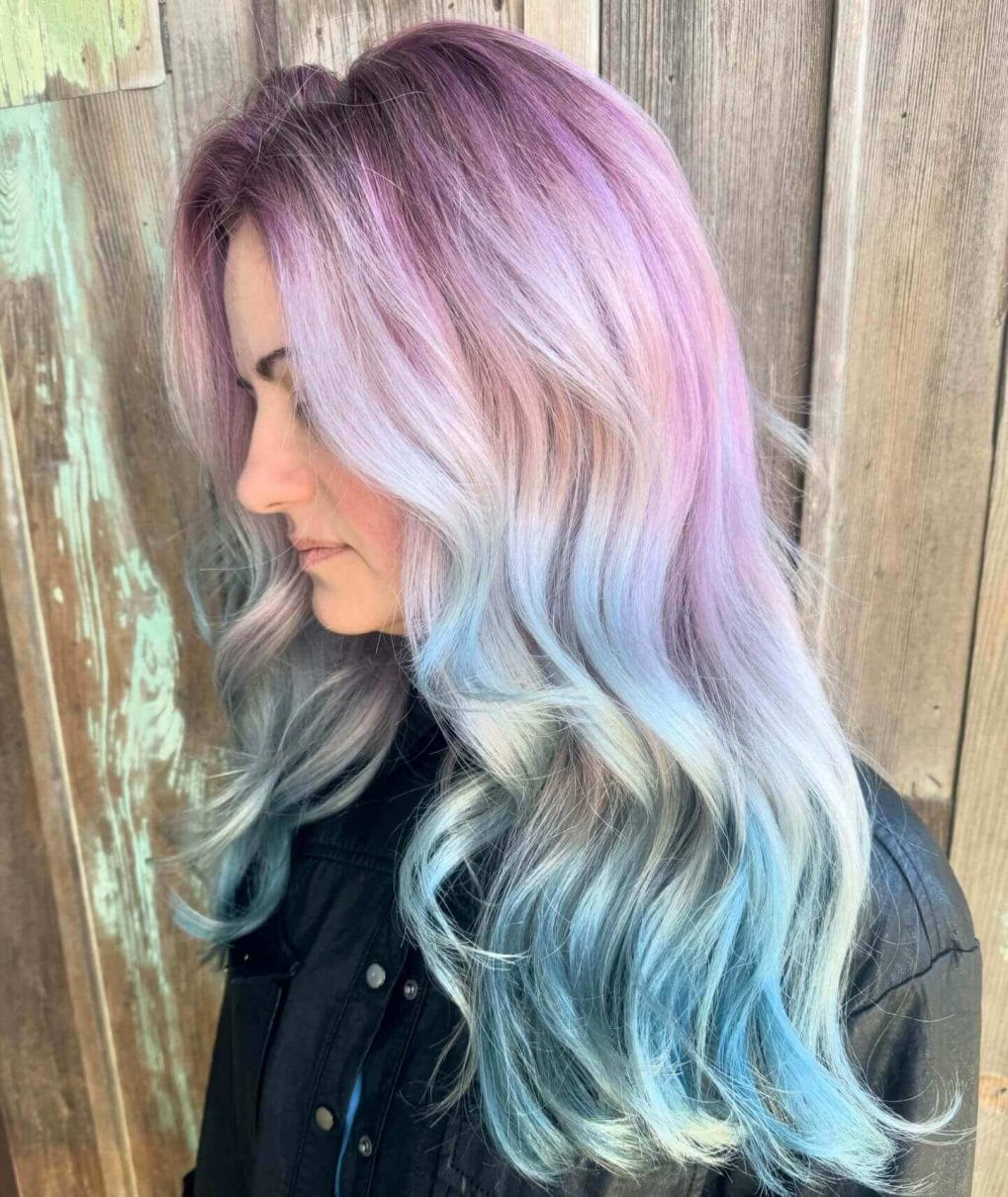 Dreamy pastel purple to blue long waves for beach parties