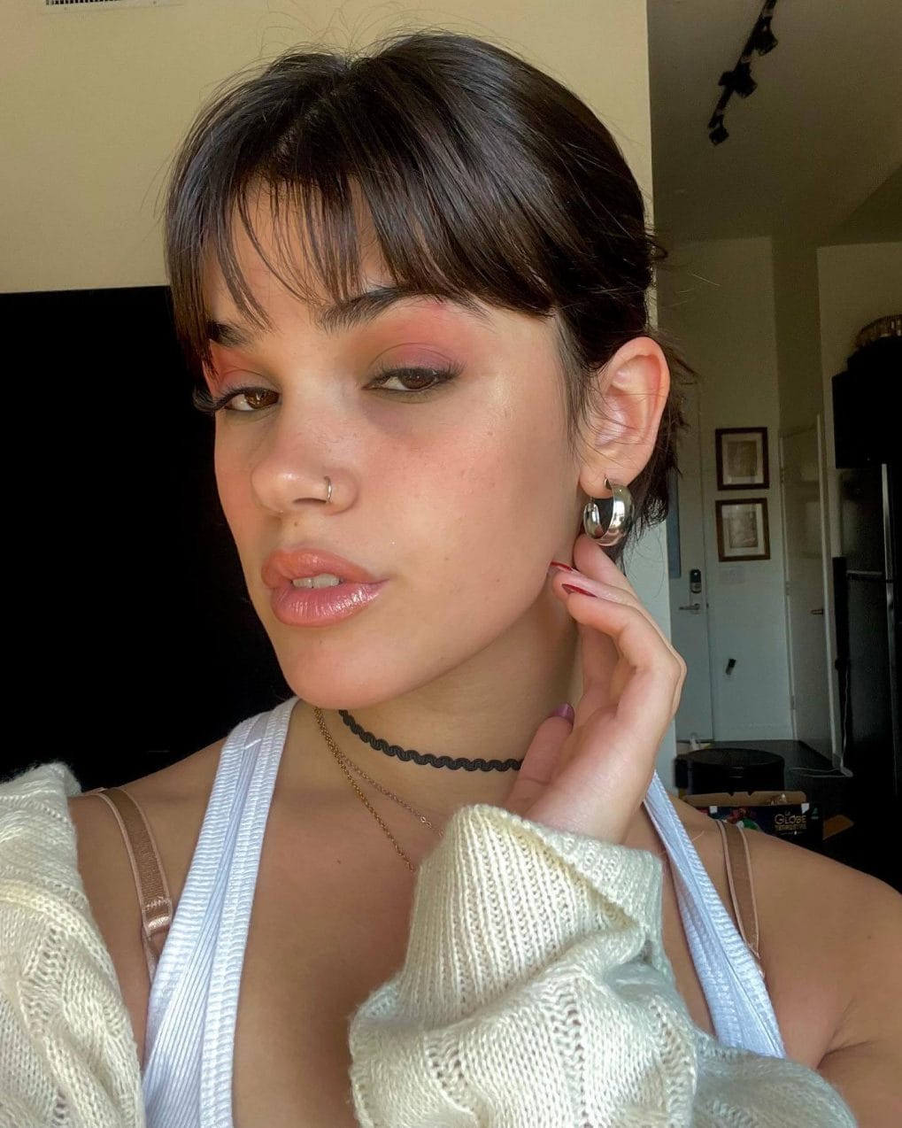 Short choppy bob with see-through bangs