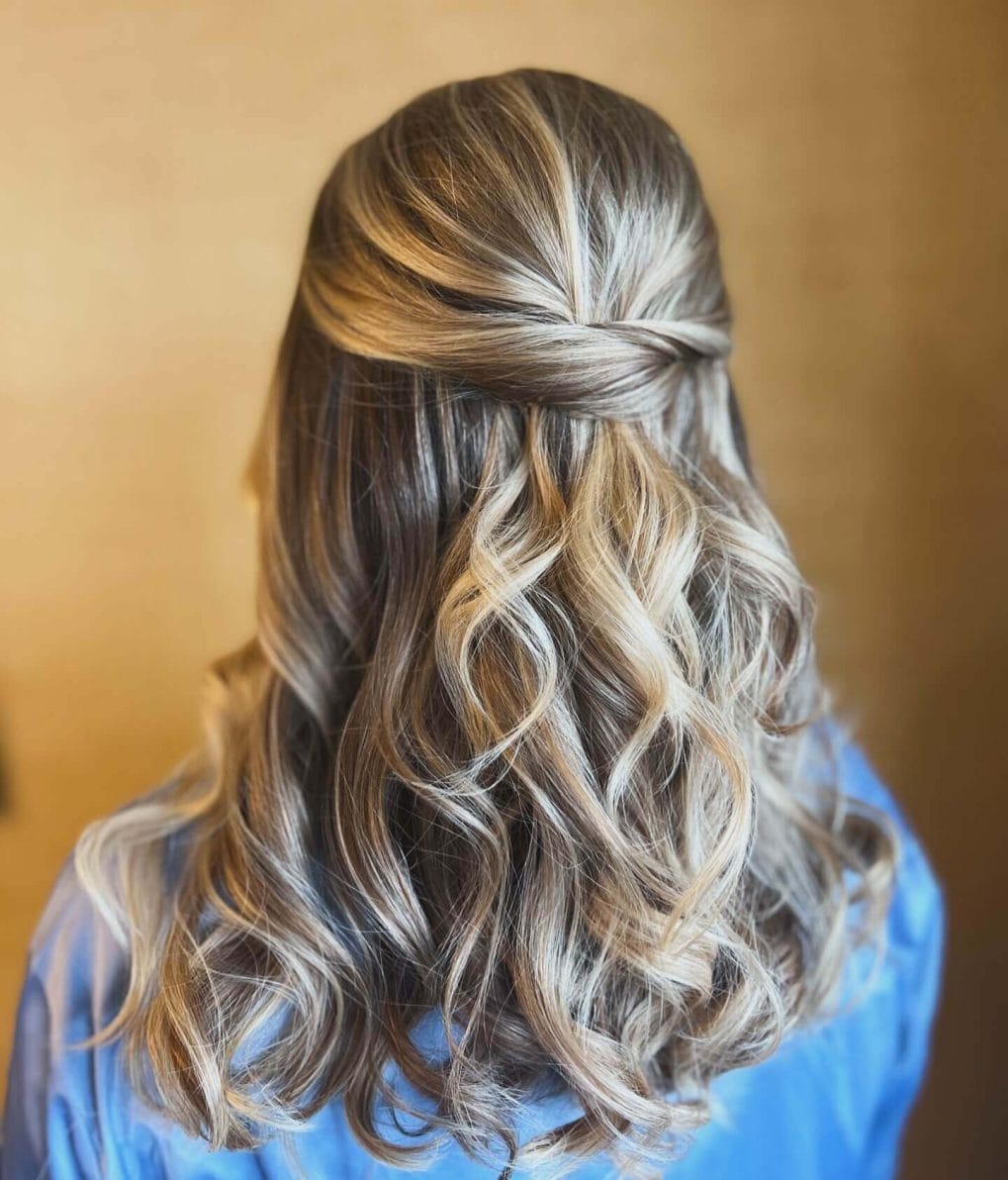 Twisted soft curls with blonde highlights